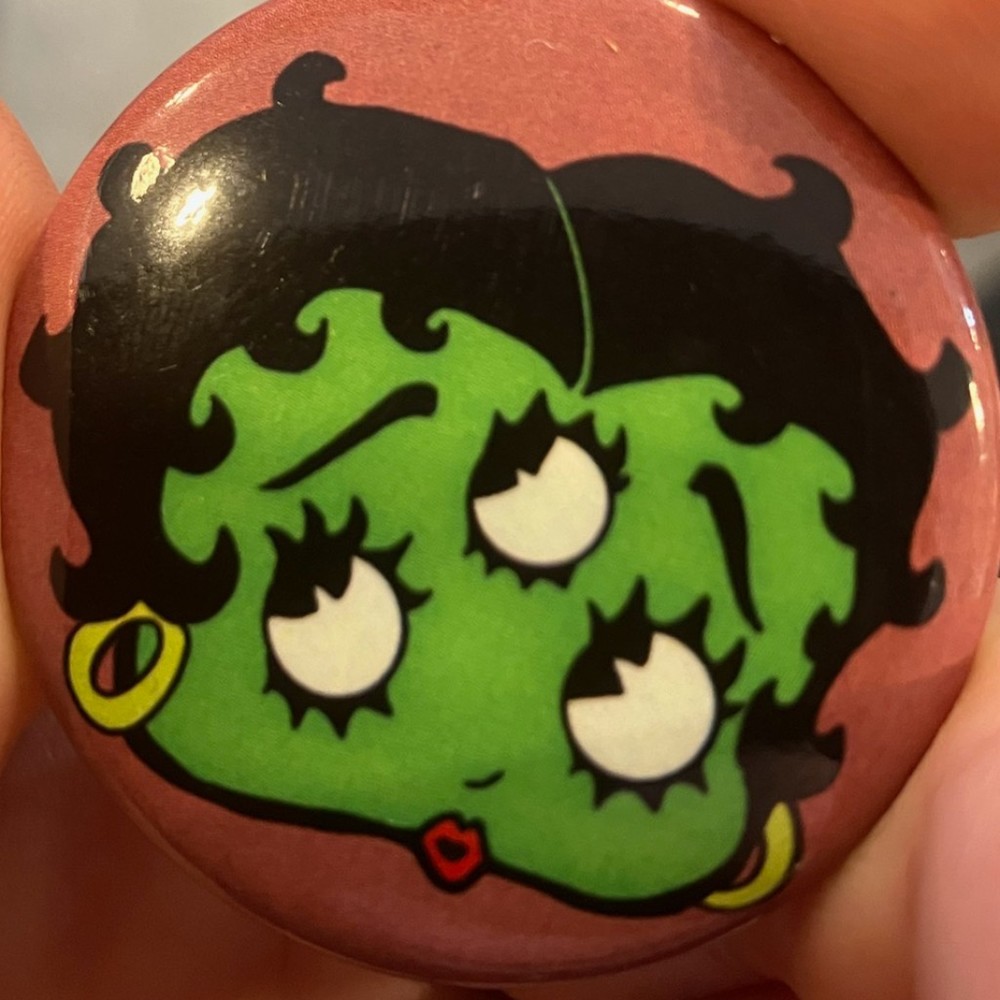 Meet your Posher, Billie.